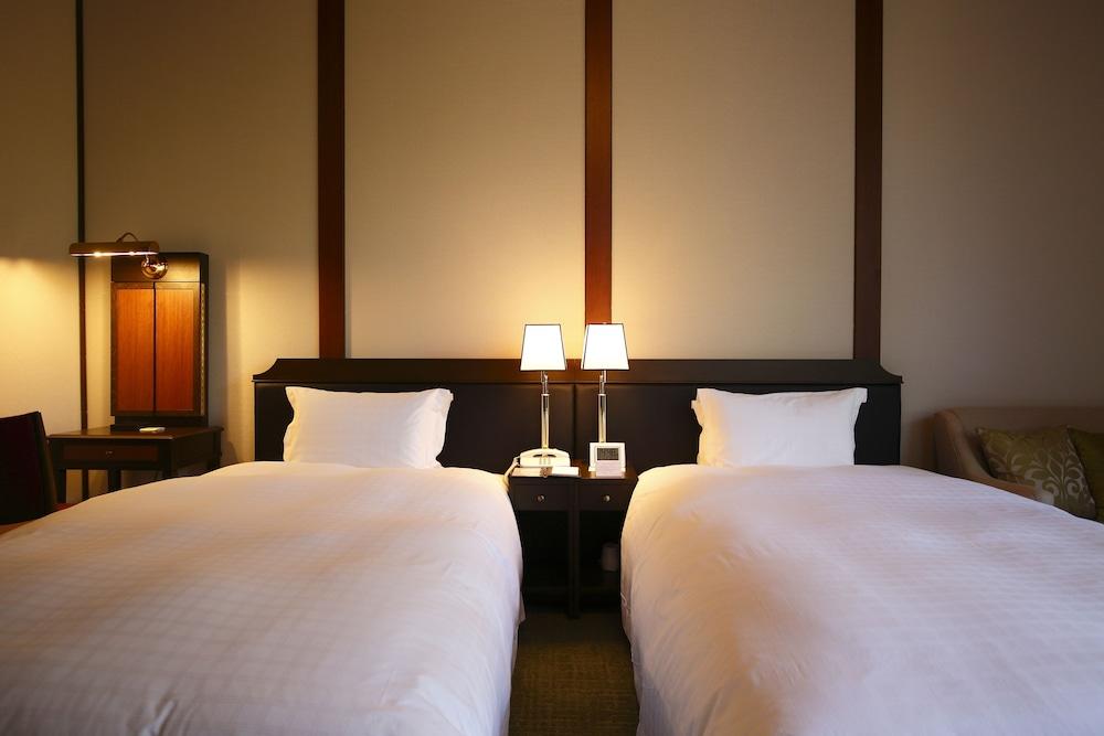 Nara Hotel 5*